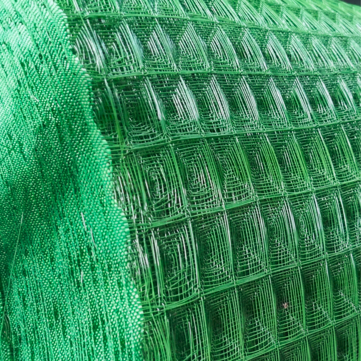 Geomalla 3D verde para control de erosión y estabilización de suelos en República Dominicana.
