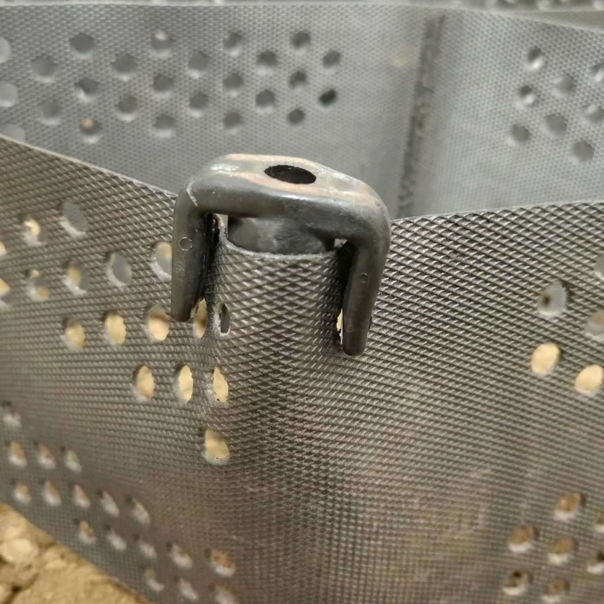 Capuchón ancla para varilla metálica