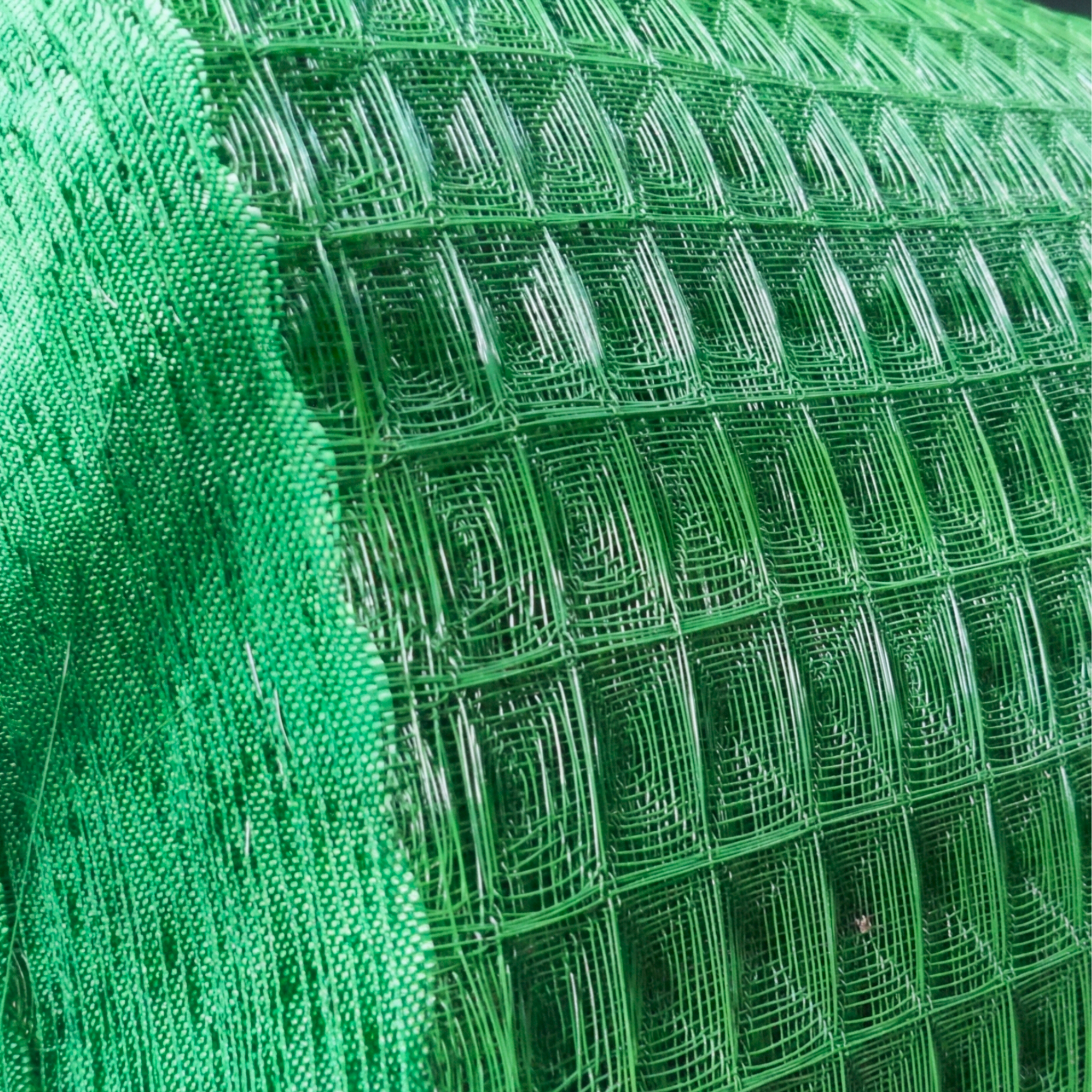 Geomalla 3D verde para control de erosión y estabilización de suelos en República Dominicana.