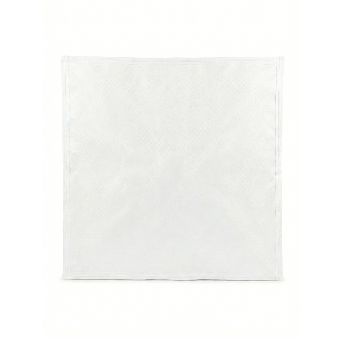 White polypropylene big bag for transporting heavy materials and aggregates.